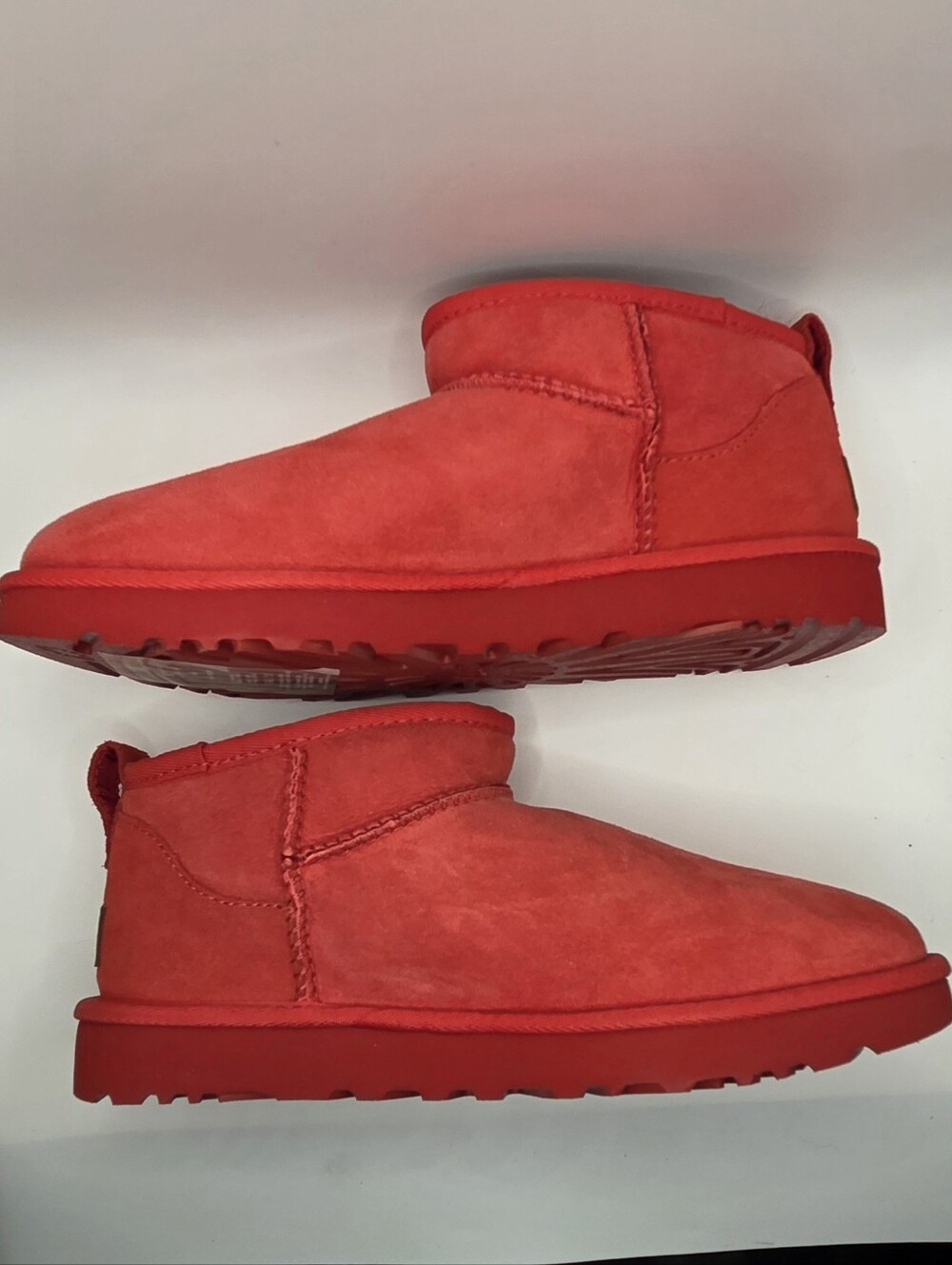 UGG Classic Ultra Mini Red Womems Size 7****defect****
